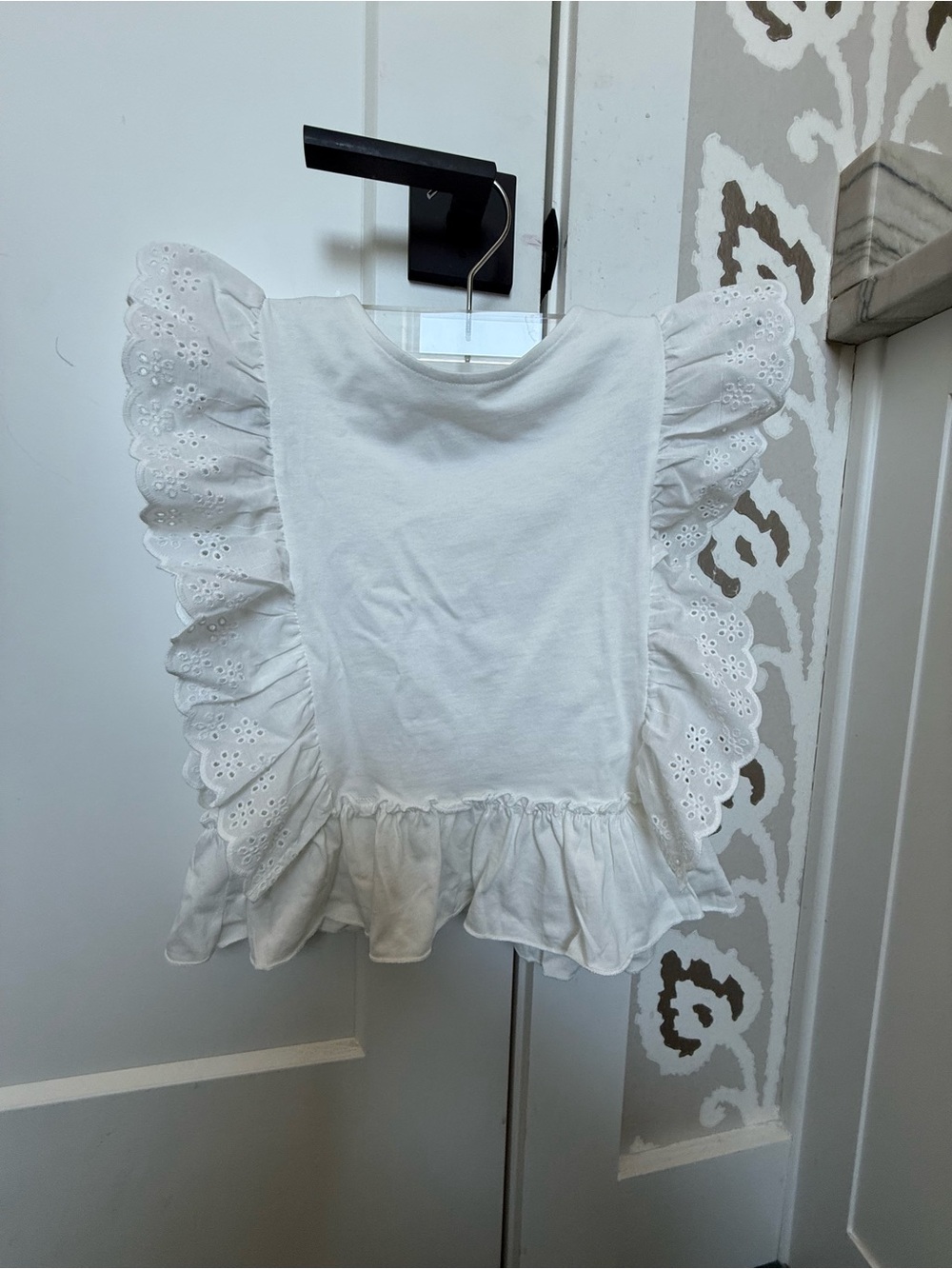 Zara GIRLS eyelet flutter sleeve tee